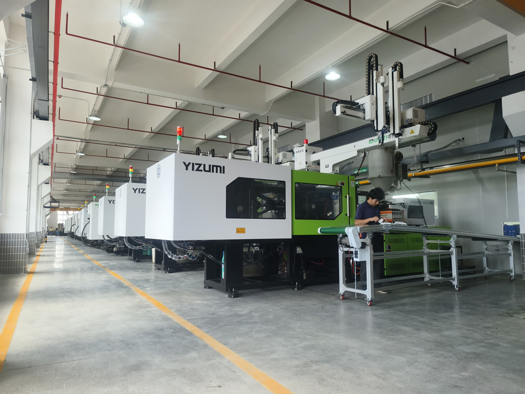 立新-注塑車(chē)間 2