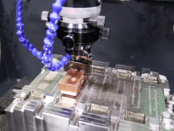 注塑加工的模具轉(zhuǎn)換技巧是什么？立新塑膠教您