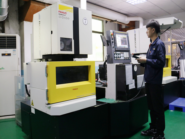 注塑加工的常用參數(shù)有哪些？立新塑膠為您揭曉