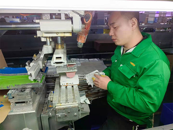 精密注塑 訂購(gòu)注塑模具你需要知道的點(diǎn)