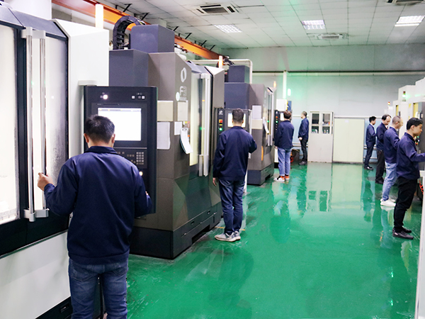 CNC設(shè)備操作